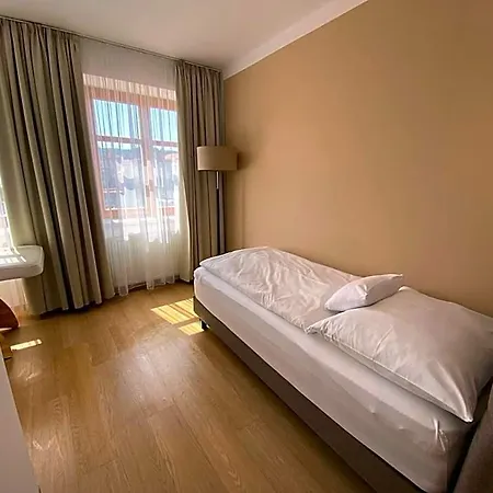 Hotel Magistr *